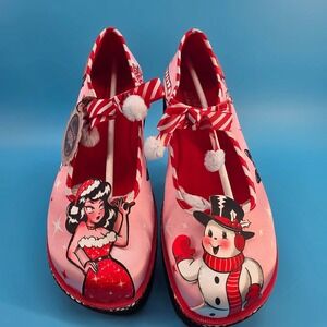 Hot Chocolate Design Chocolaticas Betty Claus Women's Mary Jane Platform NWT S11